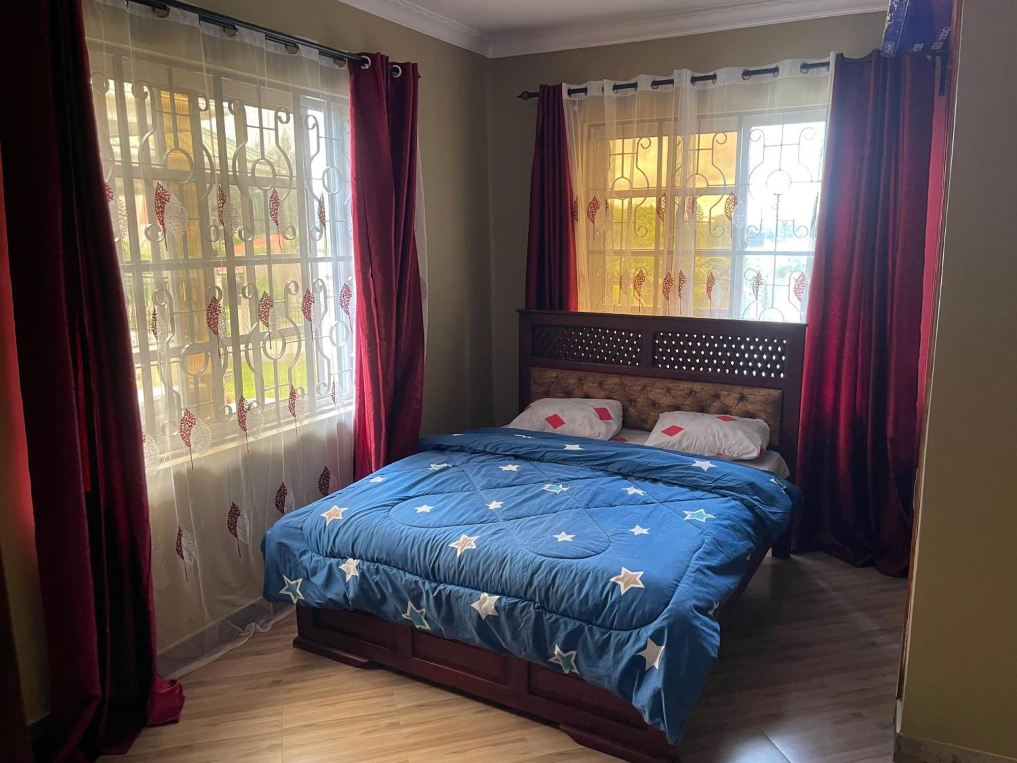 The Golden Suite Apartment Arusha Exterior photo